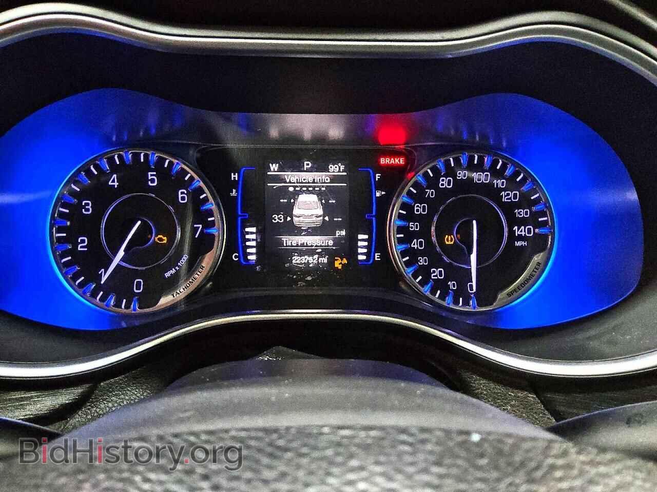 2015 CHRYSLER 200 - VIN: 1C3CCCAB0FN670007 - Photo 9
