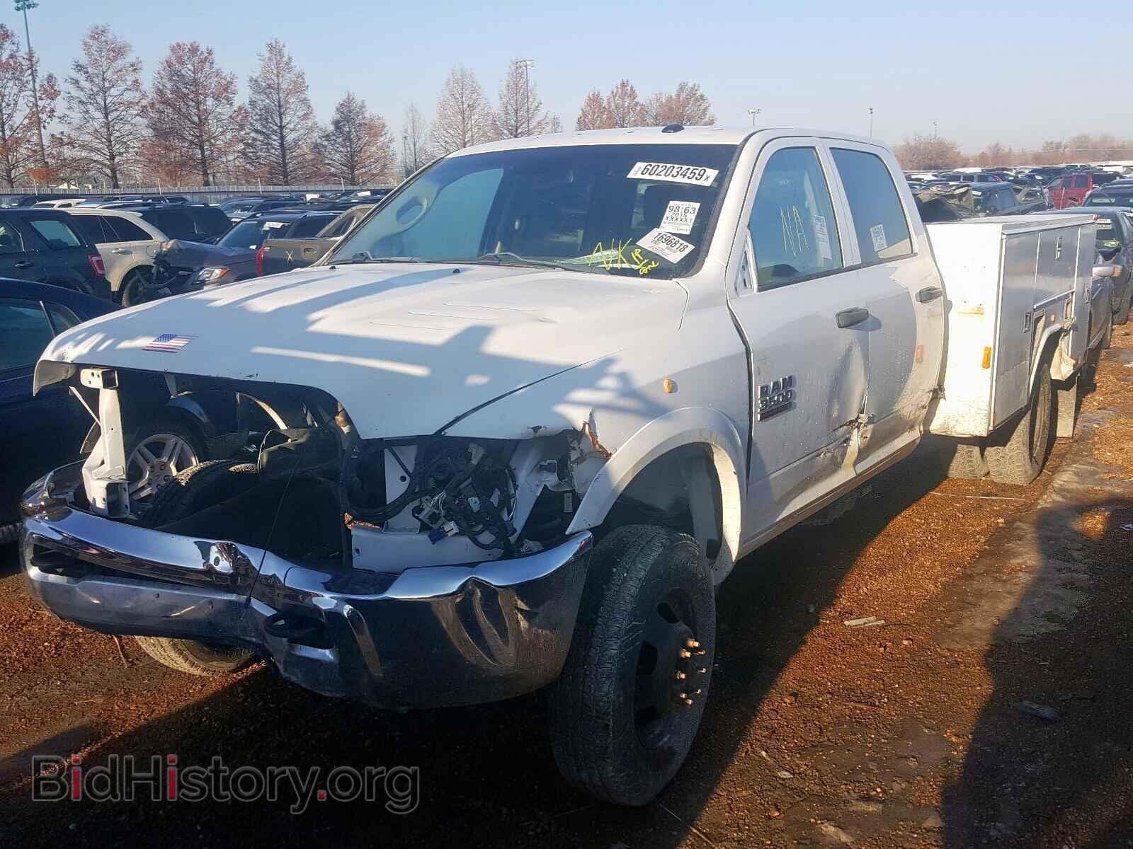 2015 RAM 3500 - VIN: 3C7WRTCLXFG690919 - Фото 2