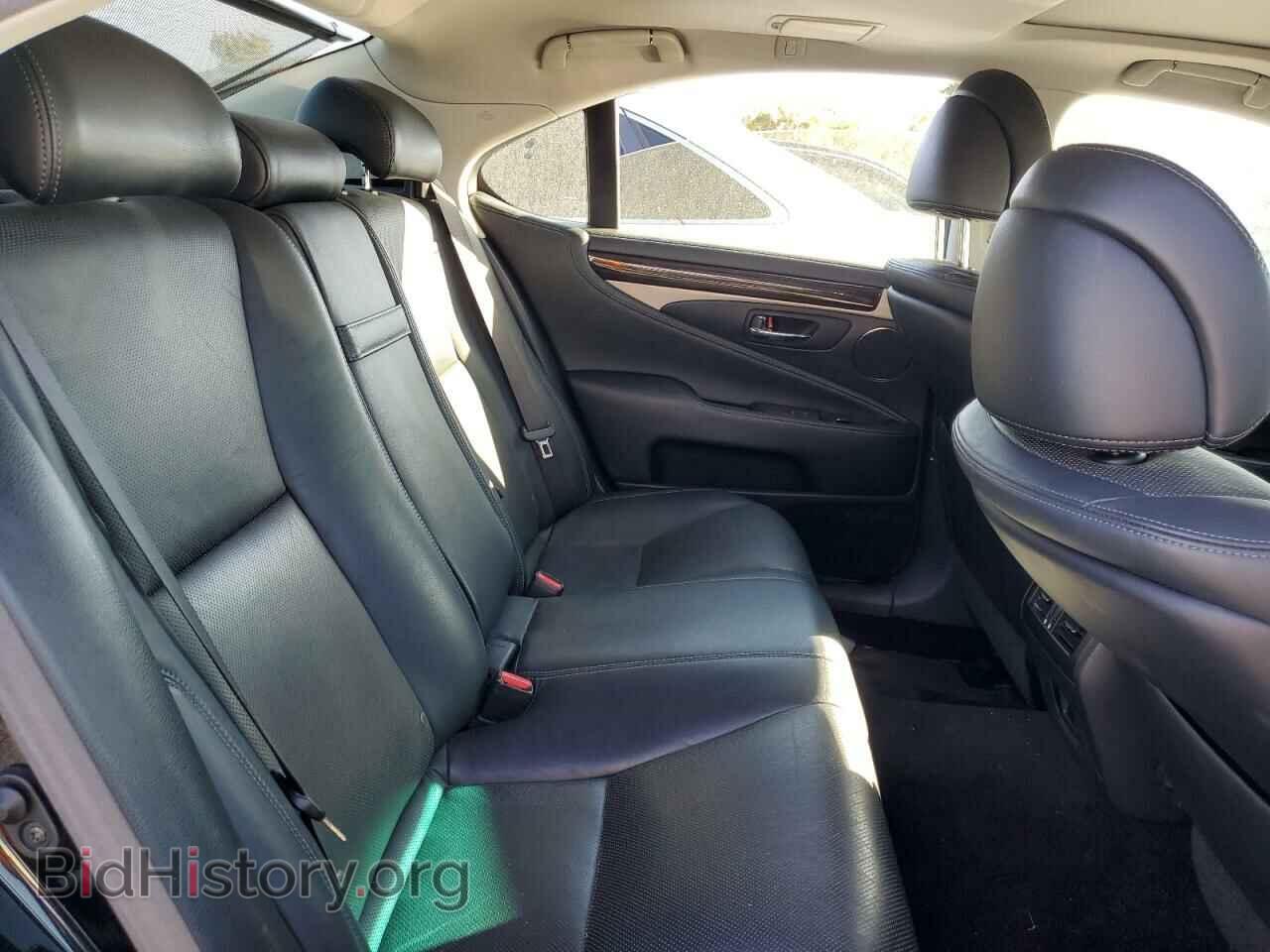2016 LEXUS LS460 - VIN: JTHBL5EF0G5140216 - Photo 6