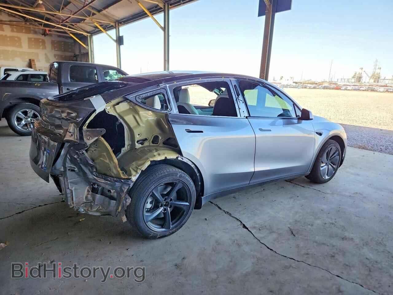 2026 TESLA MODEL Y - VIN: 7SAYGDED8TF575439 - Photo 3