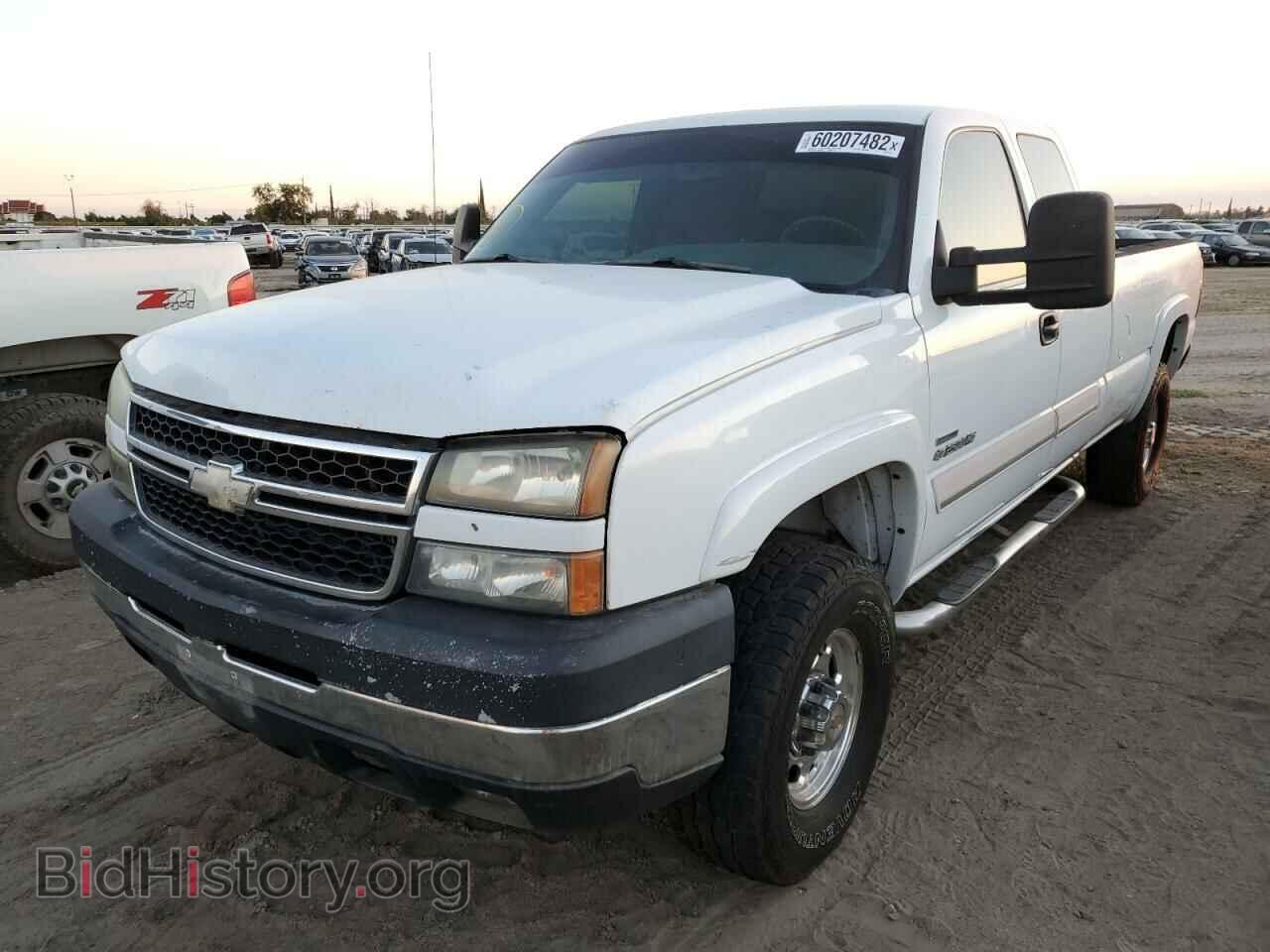 2006 CHEVROLET SILVERADO - VIN: 1GCHC29D36E220725 - Фото 2
