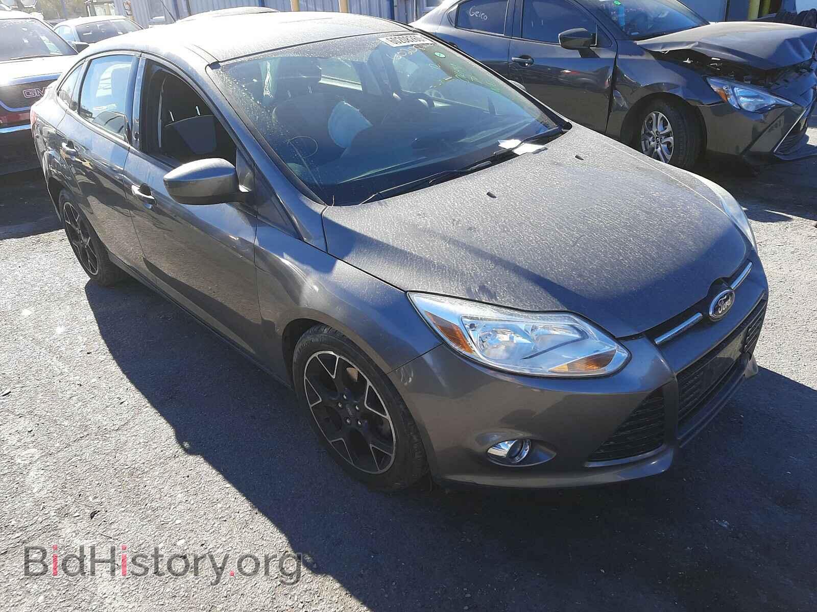 Photo 1FAHP3F24CL410172 - FORD FOCUS 2012