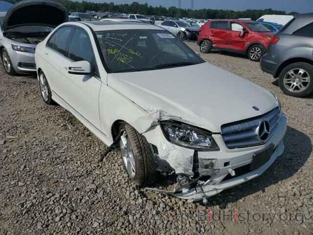 Photo WDDGF5EB7AR124354 - MERCEDES-BENZ C-CLASS 2010