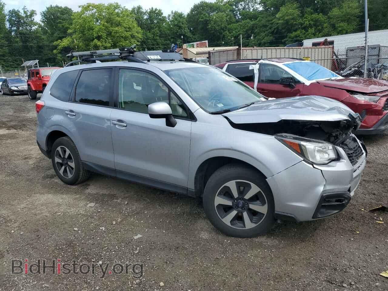 2017 SUBARU FORESTER - VIN: JF2SJAEC0HH520163 - Фото 4