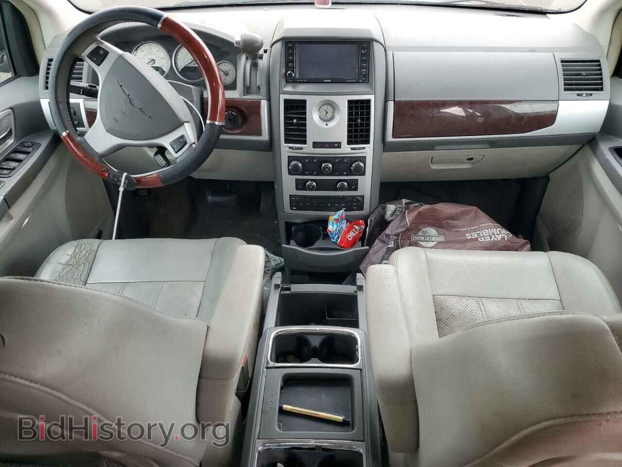 2009 CHRYSLER MINIVAN - VIN: 2A8HR54139R670615 - Фото 8
