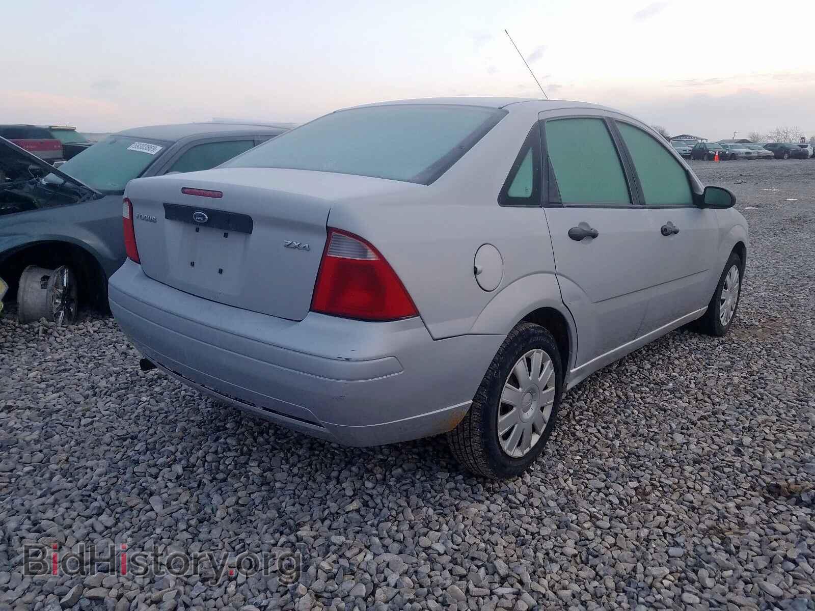 2005 FORD FOCUS - VIN: 1FAFP34N65W187641 - Фото 4
