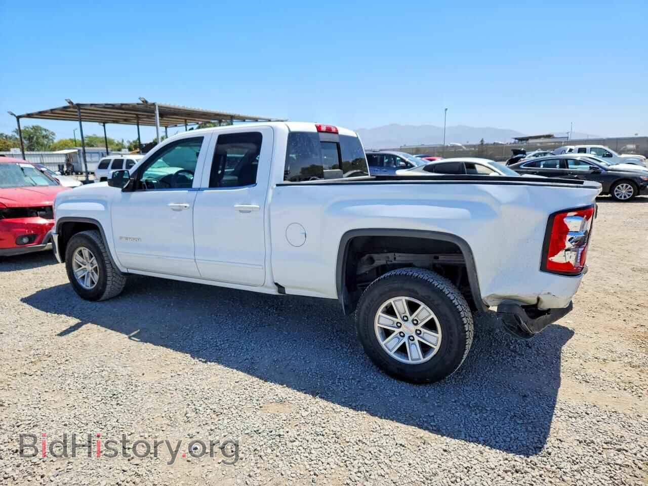 2018 GMC SIERRA - VIN: 1GTR1MEC5JZ360392 - Фото 2