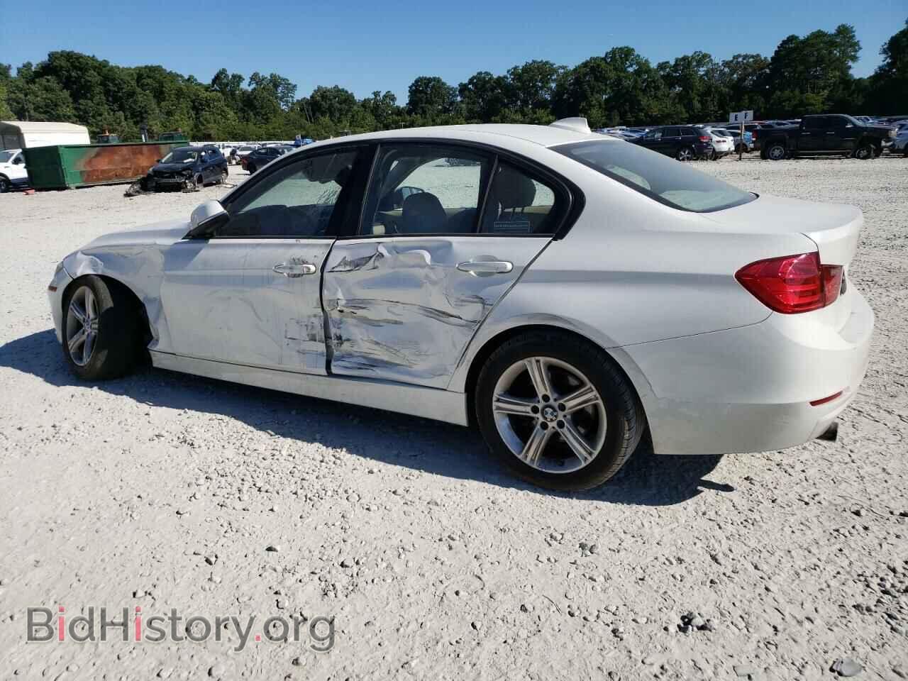 2014 BMW 3 SERIES - VIN: WBA3B1C52EK130892 - Фото 2