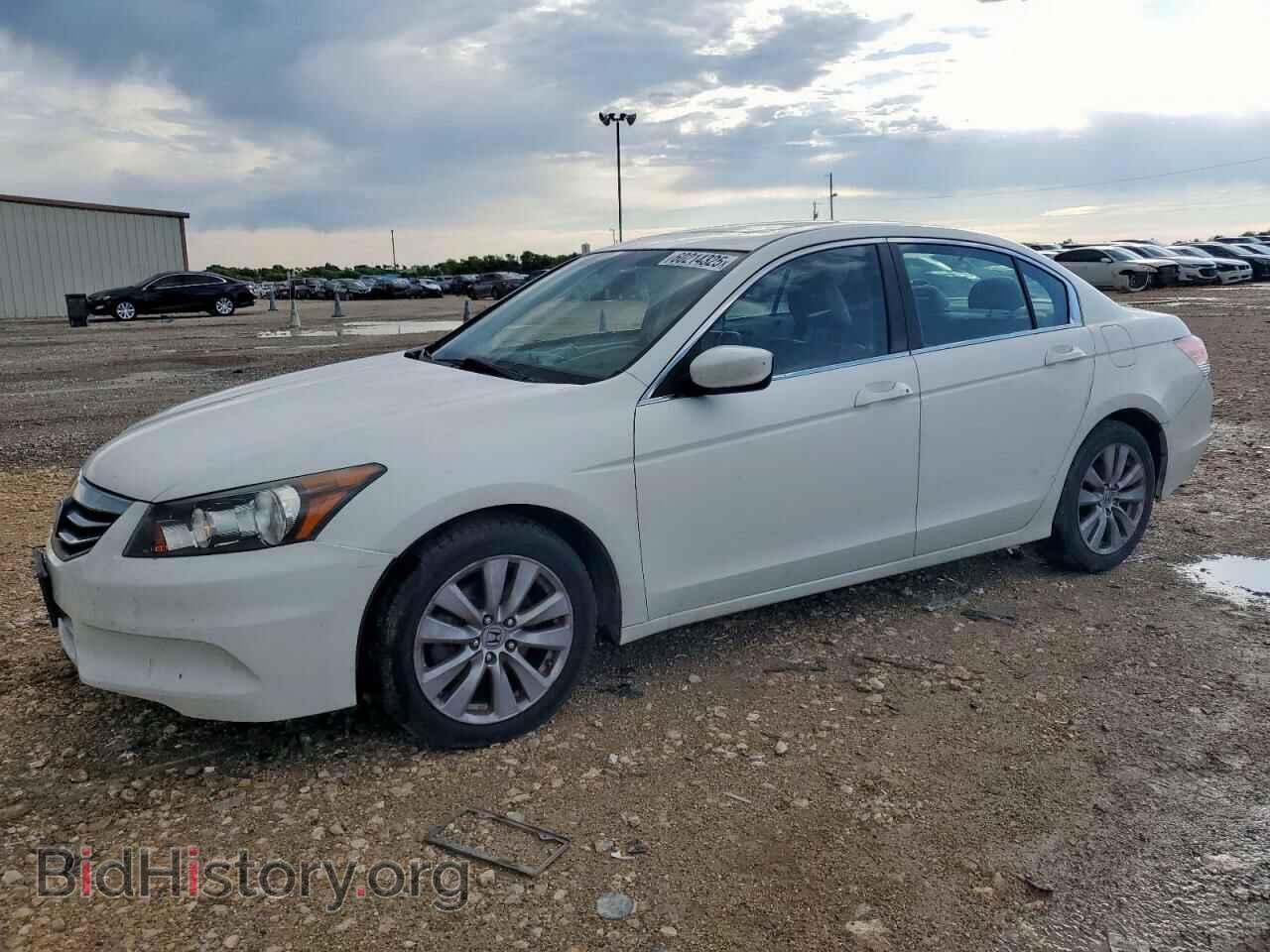 Photo 1HGCP2F88CA070542 - HONDA ACCORD 2012