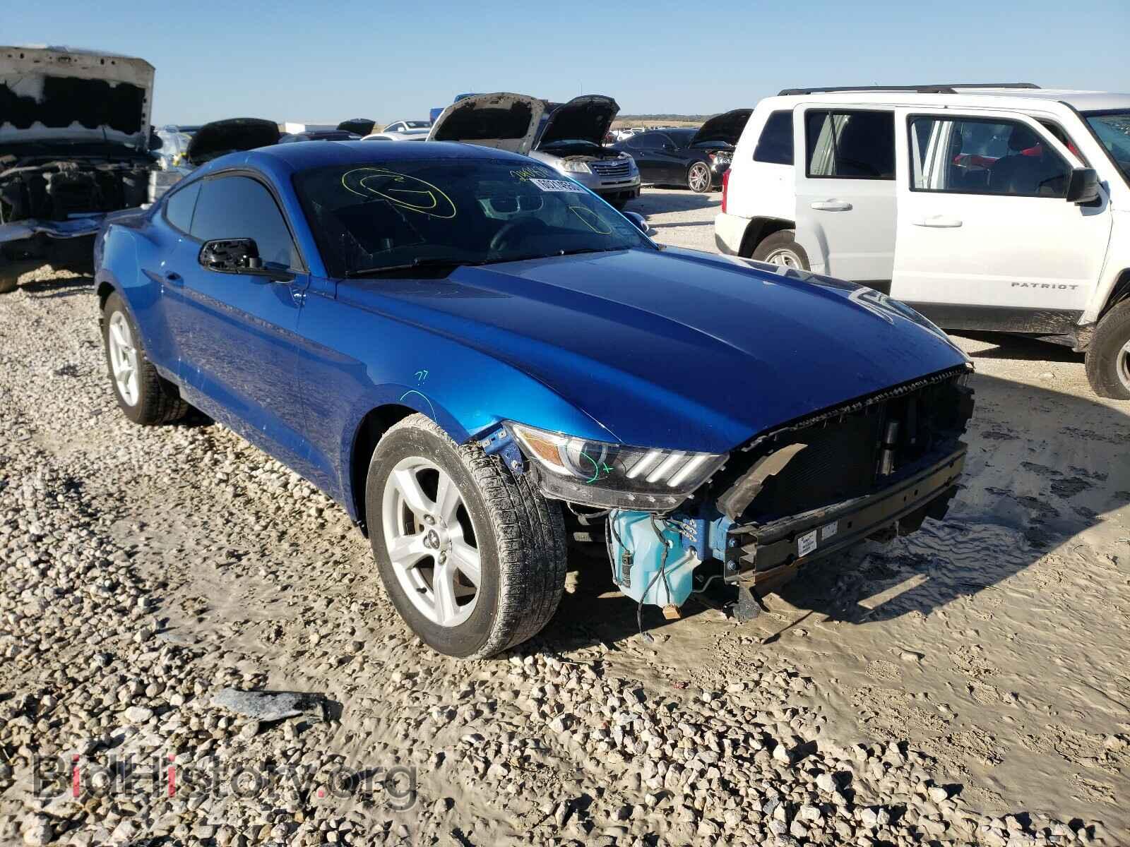 Photo 1FA6P8AM5H5240879 - FORD MUSTANG 2017