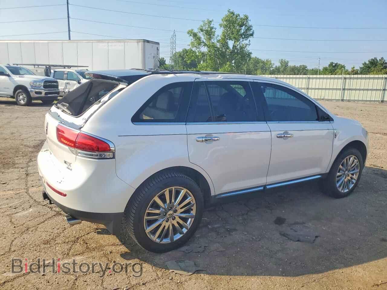 2011 LINCOLN MKX - VIN: 2LMDJ8JK0BBJ30388 - Фото 3