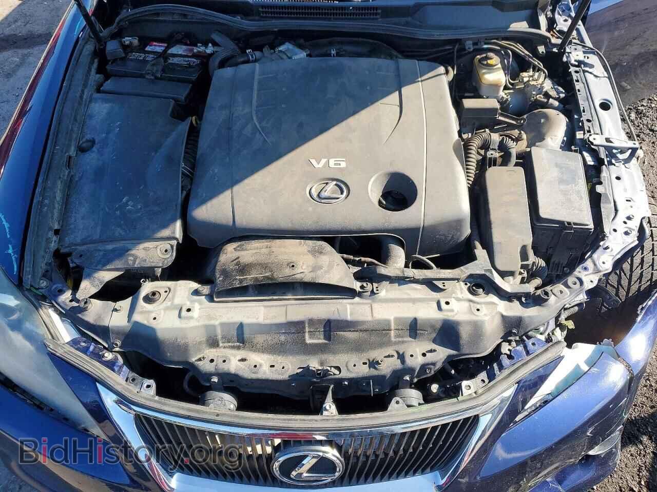 2011 LEXUS IS - VIN: JTHFF2C28B2520082 - Photo 11