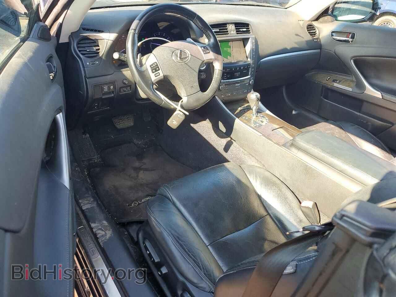 2011 LEXUS IS - VIN: JTHFF2C28B2520082 - Photo 8