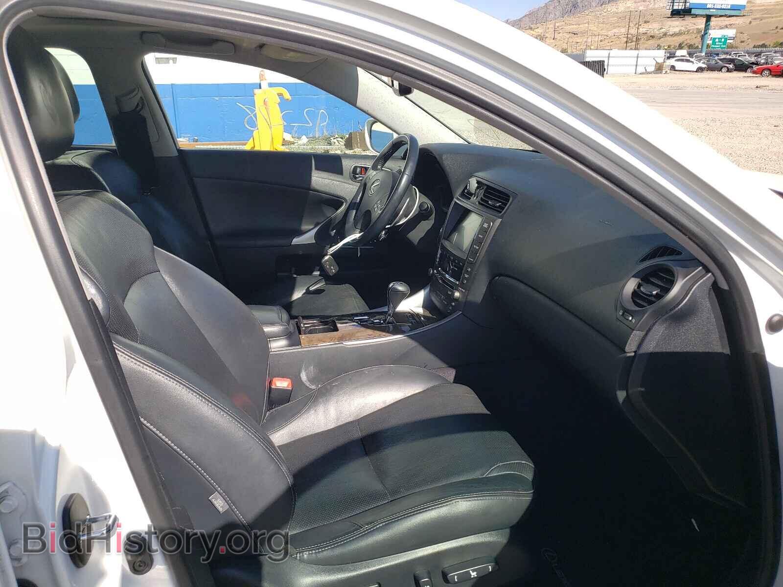2010 LEXUS IS - VIN: JTHBF5C29A5123669 - Photo 5