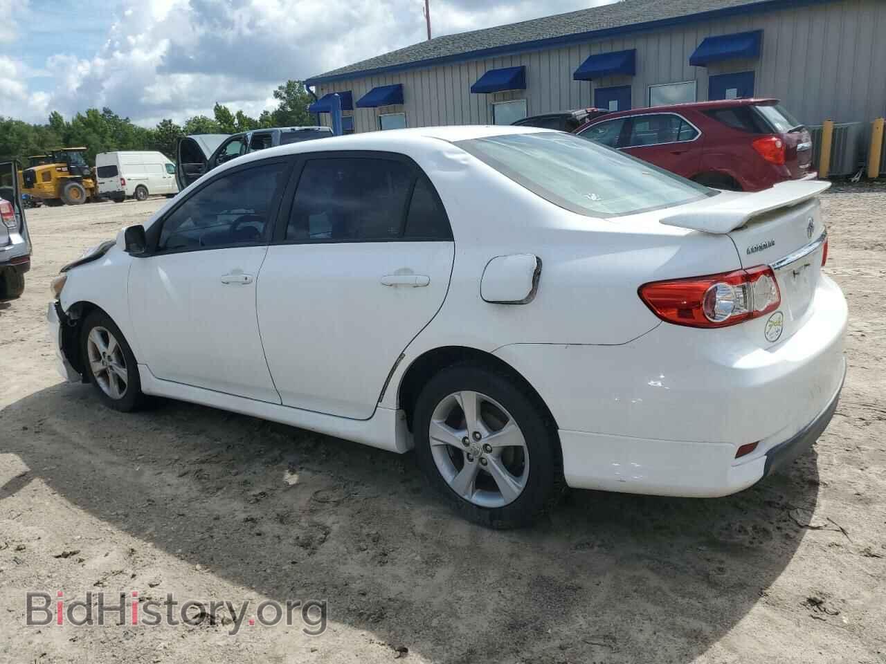 2011 TOYOTA COROLLA - VIN: 2T1BU4EE3BC724993 - Фото 2