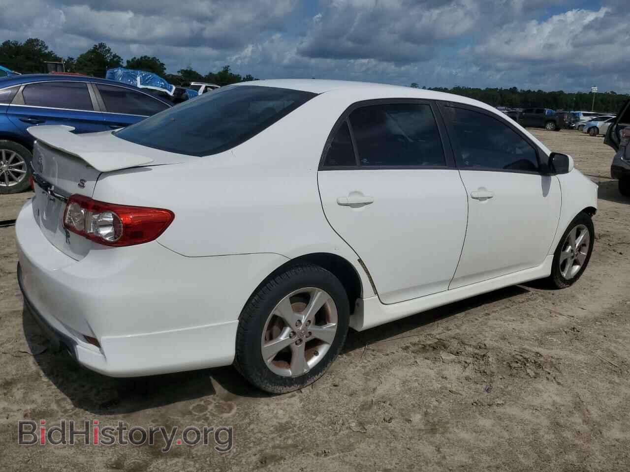 2011 TOYOTA COROLLA - VIN: 2T1BU4EE3BC724993 - Фото 3