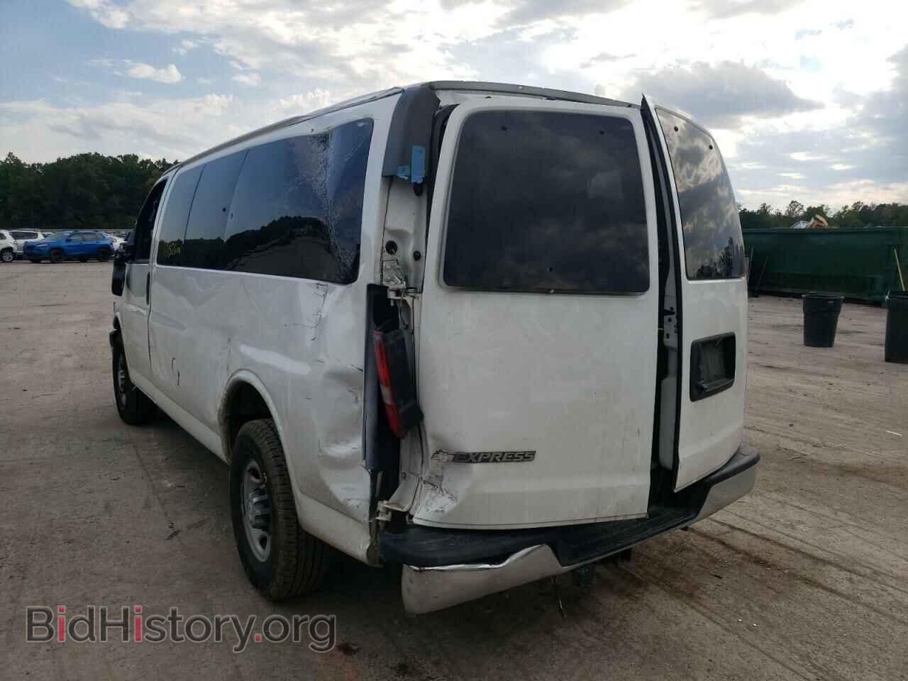 2018 CHEVROLET EXPRESS - VIN: 1GAZGMFP5J1327111 - Фото 3