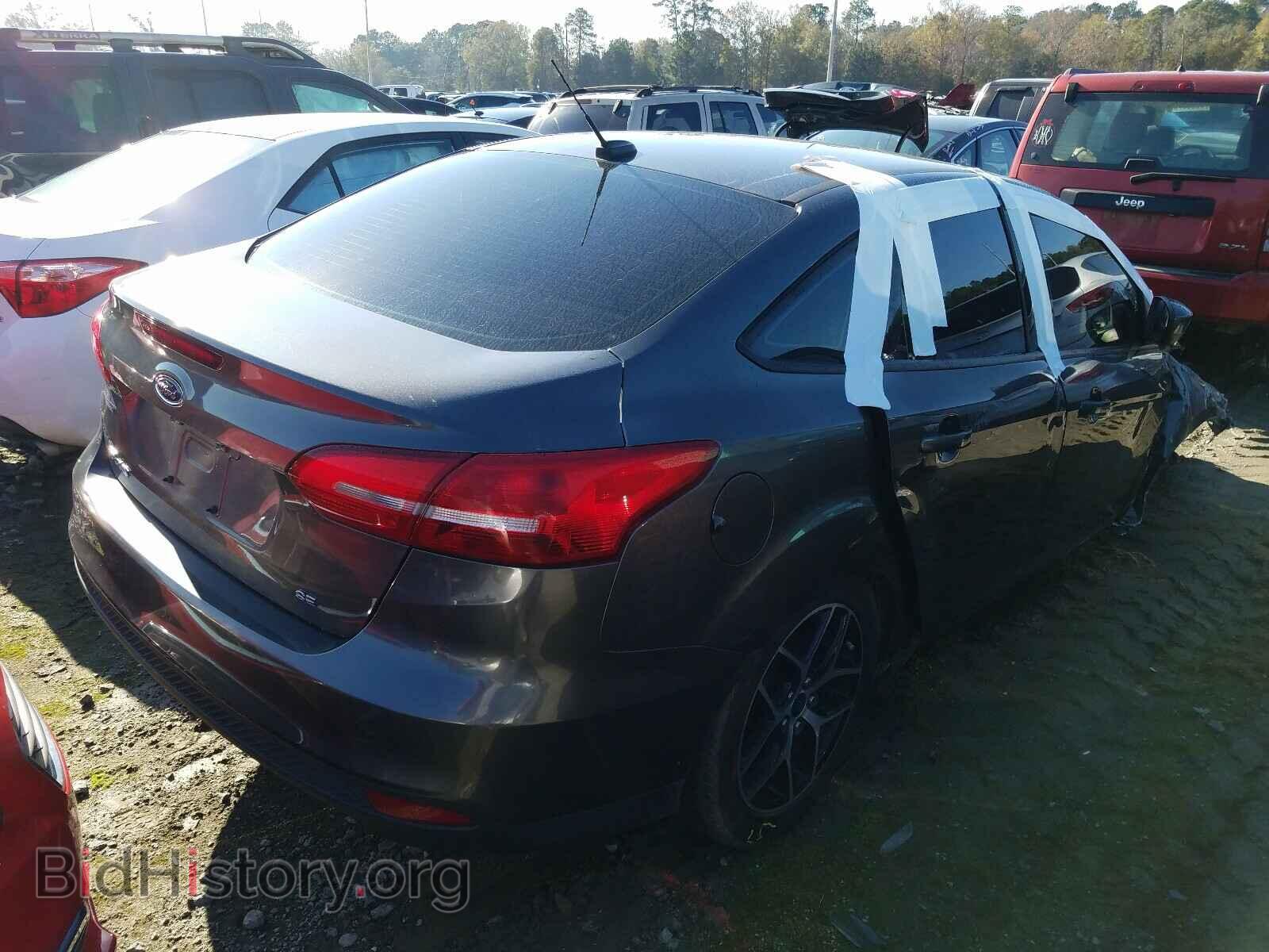 2018 FORD FOCUS - VIN: 1FADP3F29JL220654 - Photo 4