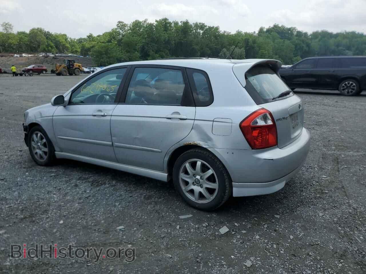 2005 KIA SPECTRA - VIN: KNAFE162755170129 - Фото 2