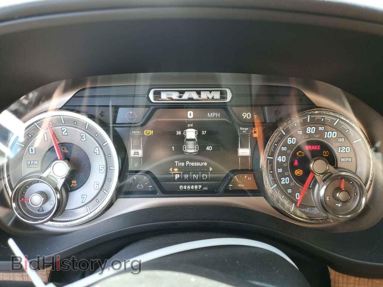 2019 RAM 1500 - VIN: 1C6SRFKT0KN795928 - Фото 9
