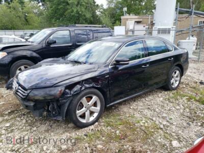 2015 Volkswagen PASSAT S, черный — VIN 1VWAT7A37FC100341, Copart