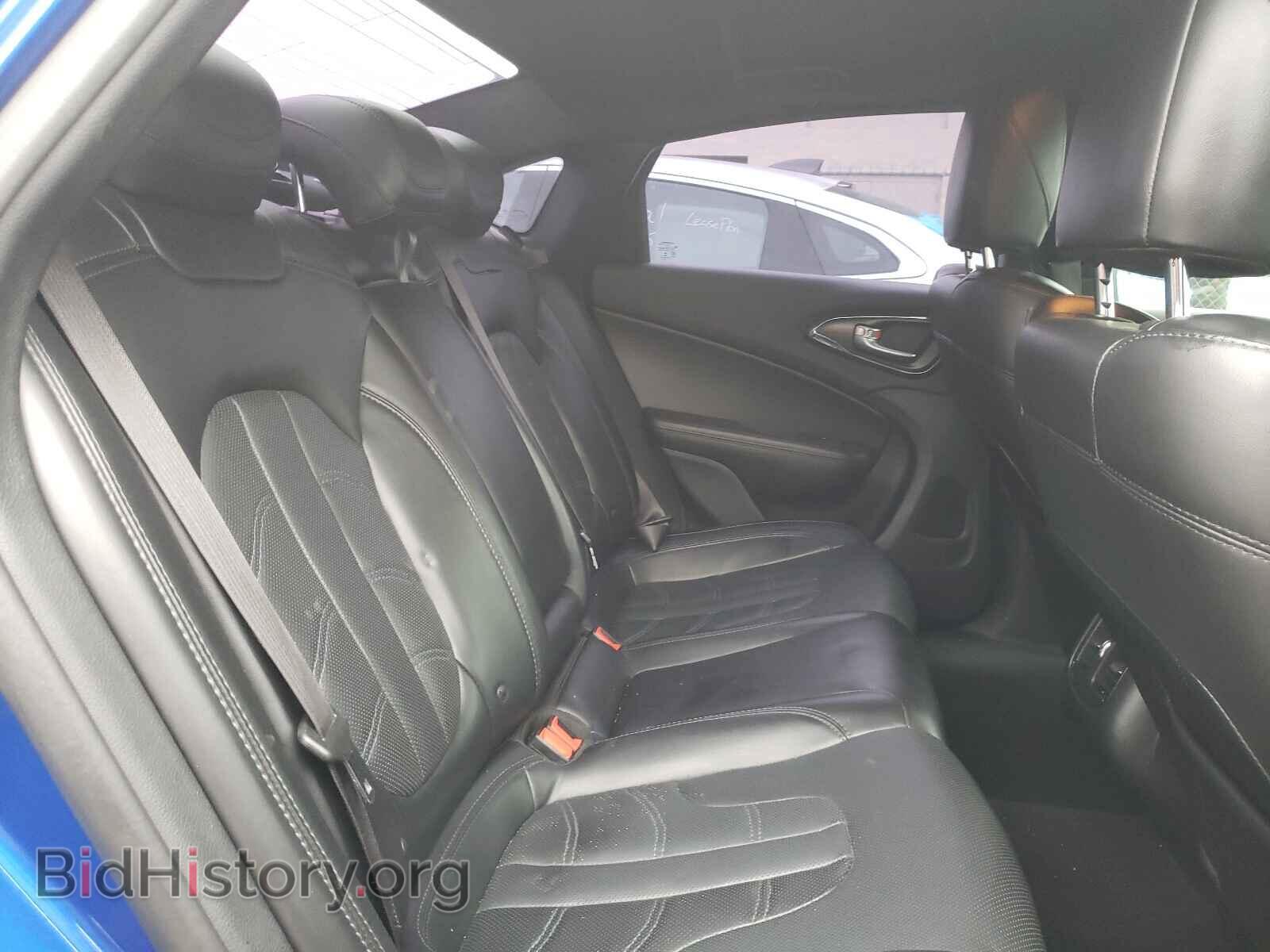 2016 CHRYSLER 200 - VIN: 1C3CCCBB9GN175885 - Photo 6