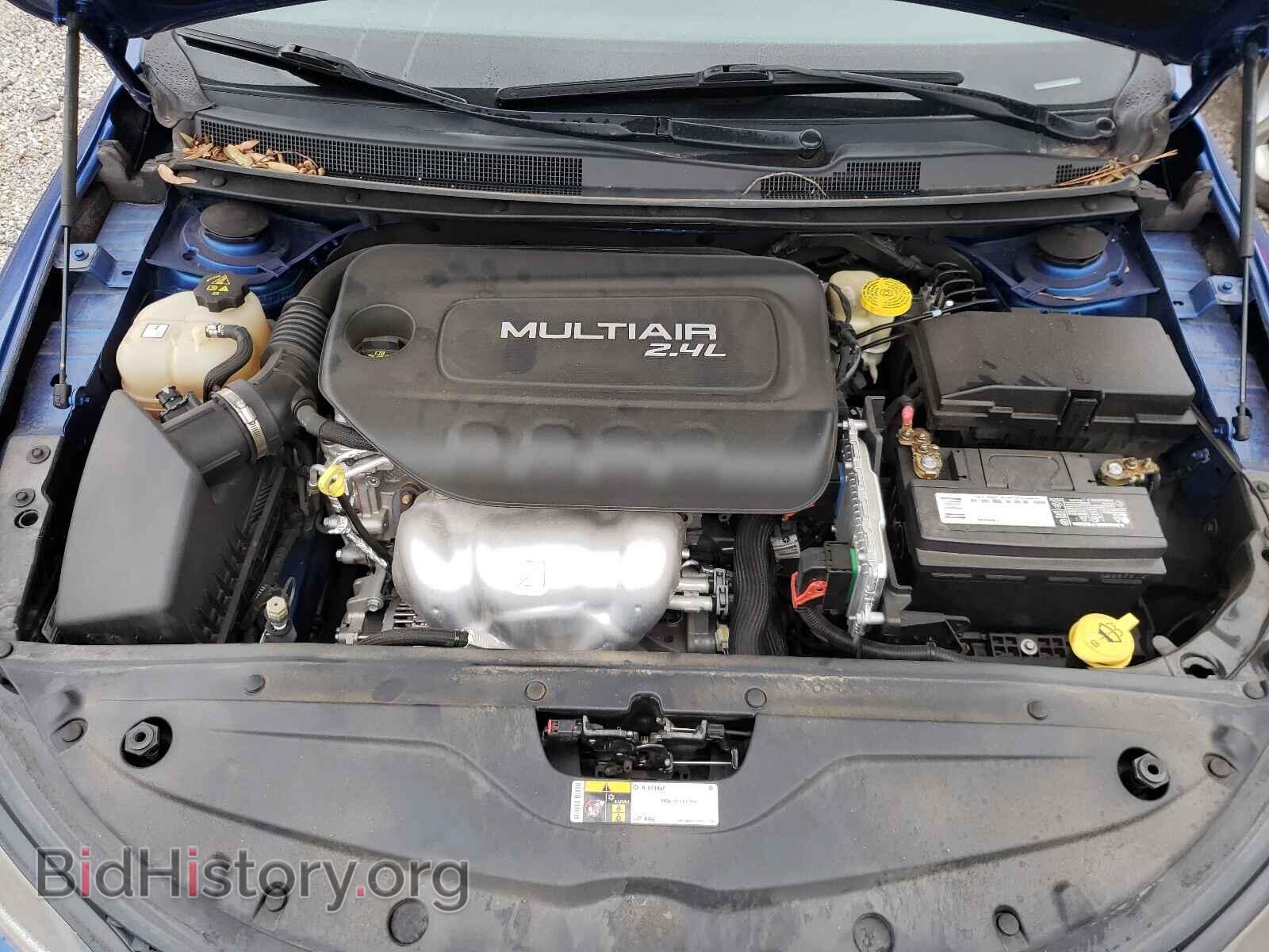 2016 CHRYSLER 200 - VIN: 1C3CCCBB9GN175885 - Photo 7