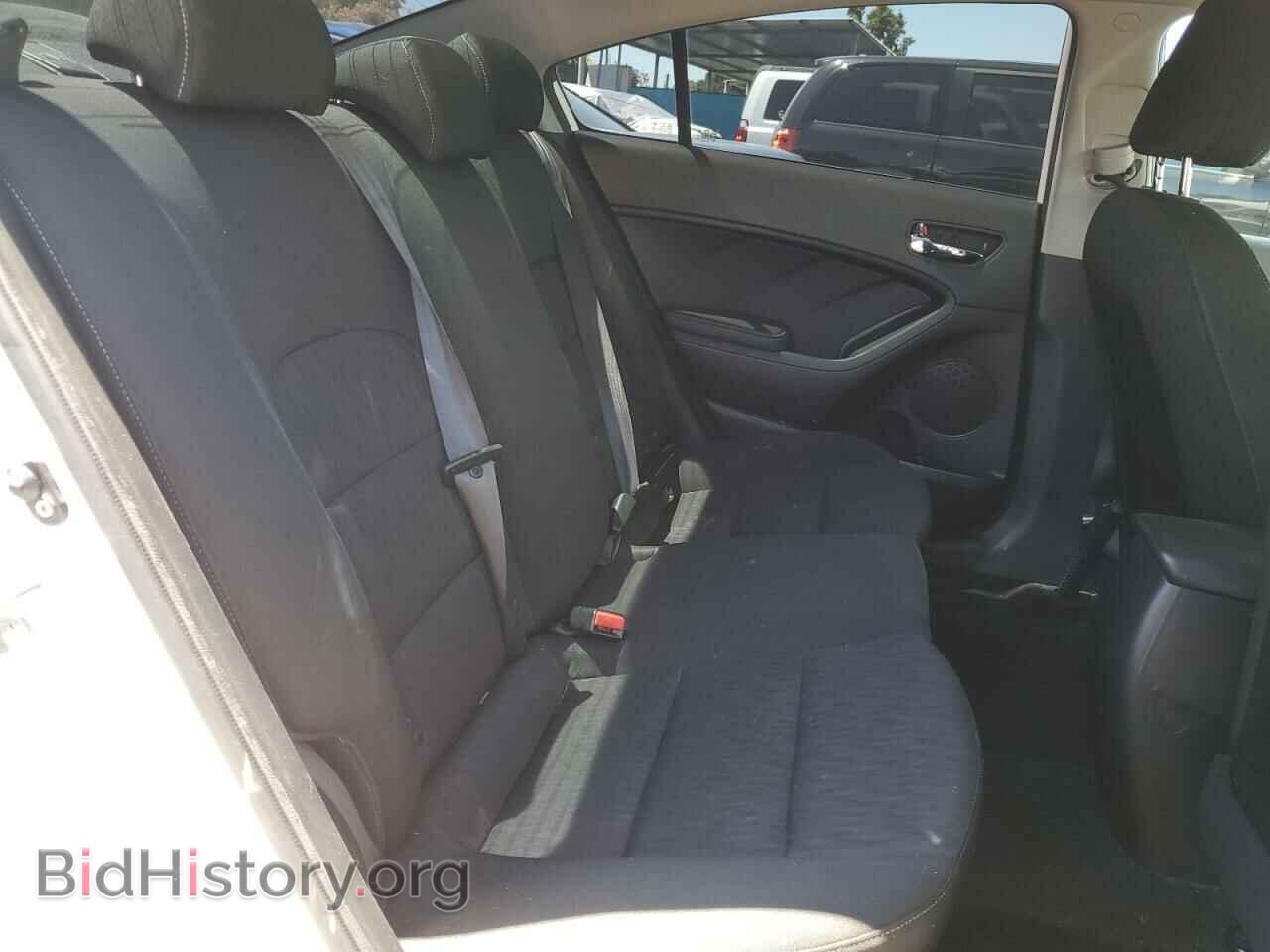 2016 KIA FORTE - VIN: KNAFK4A6XG5617334 - Фото 10