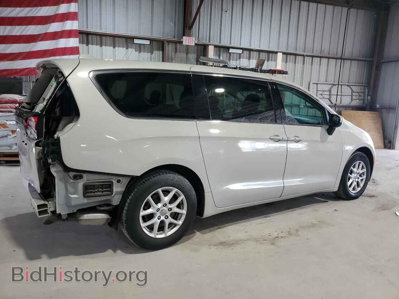 2017 CHRYSLER PACIFICA - VIN: 2C4RC1DG4HR584786 - Фото 3