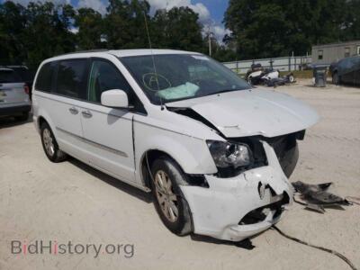 2015 Chrysler MINIVAN Town & COU, white — VIN 2C4RC1BG7FR698801, Copart