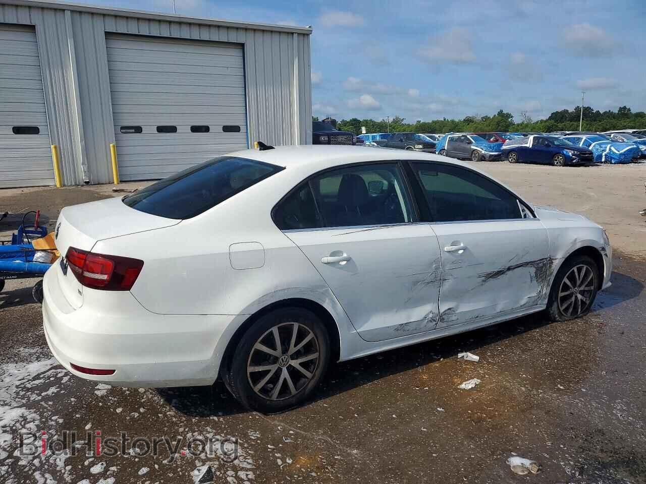 2017 VOLKSWAGEN JETTA - VIN: 3VWDB7AJ1HM330103 - Photo 3