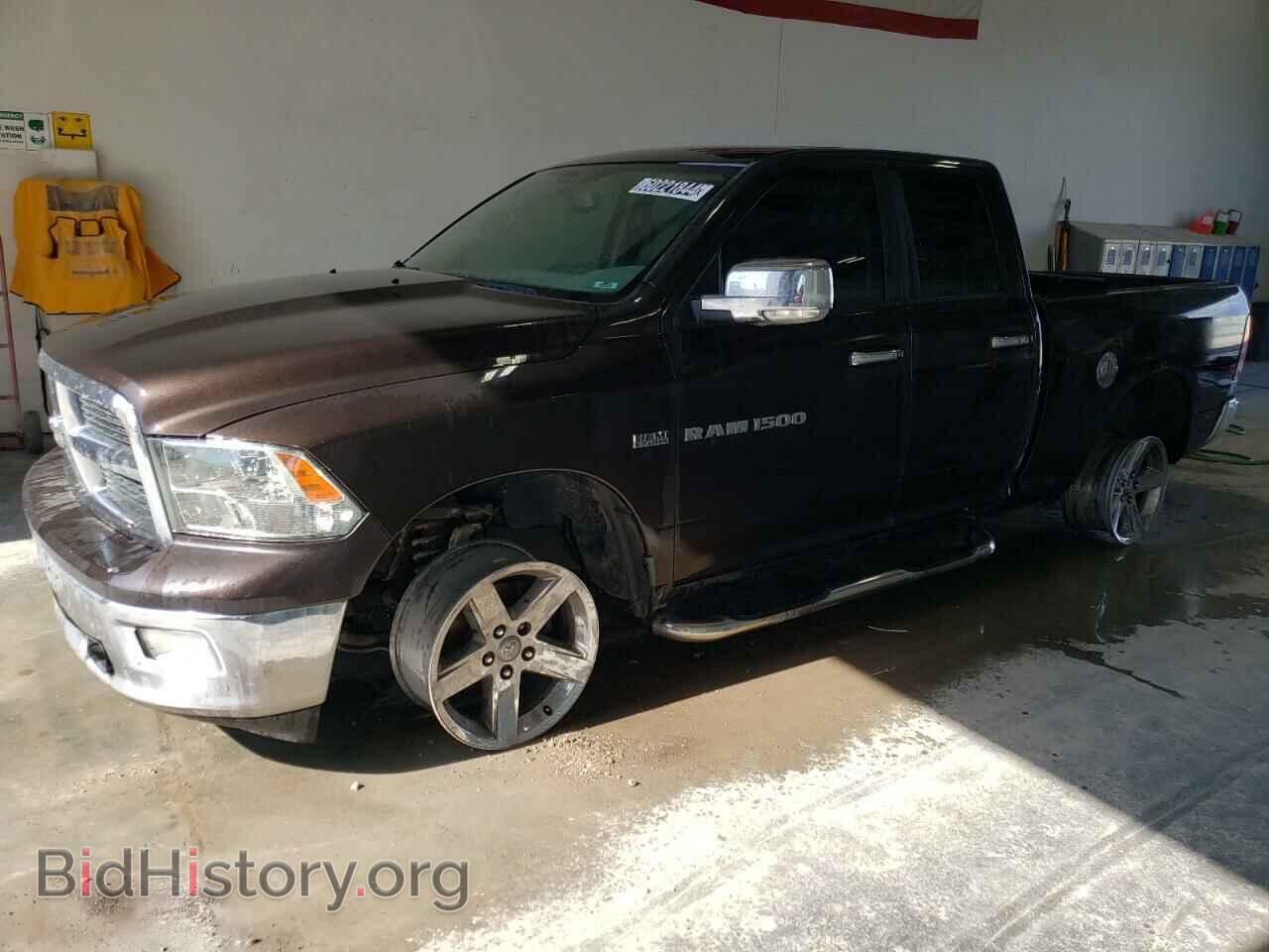 Photo 1D7RV1GT7BS672505 - DODGE All Models 2011