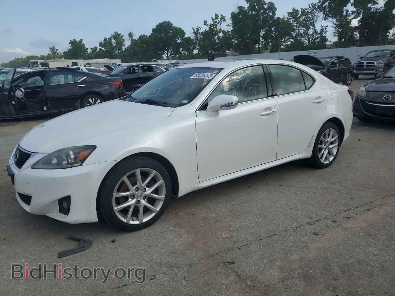 Фотография JTHCF5C26C5054737 - LEXUS IS 2012