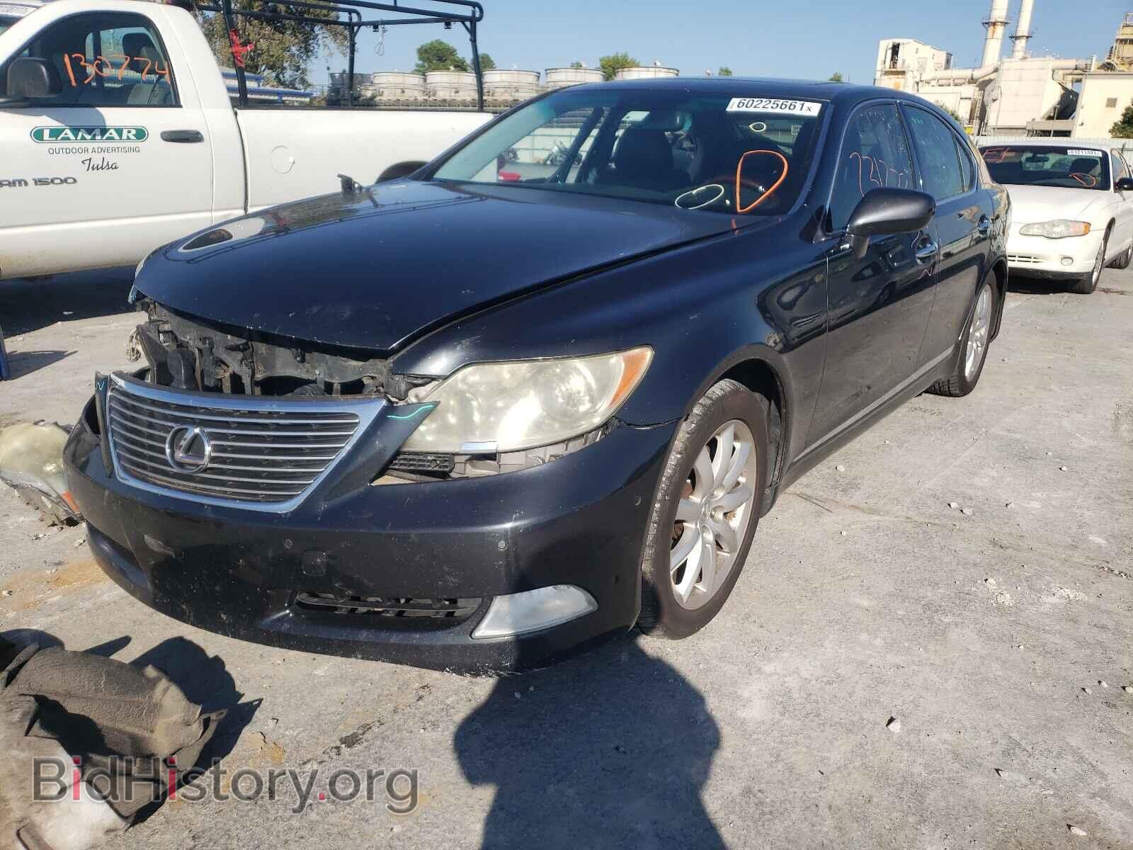 2009 LEXUS LS460 - VIN: JTHBL46F495086107 - Фото 2