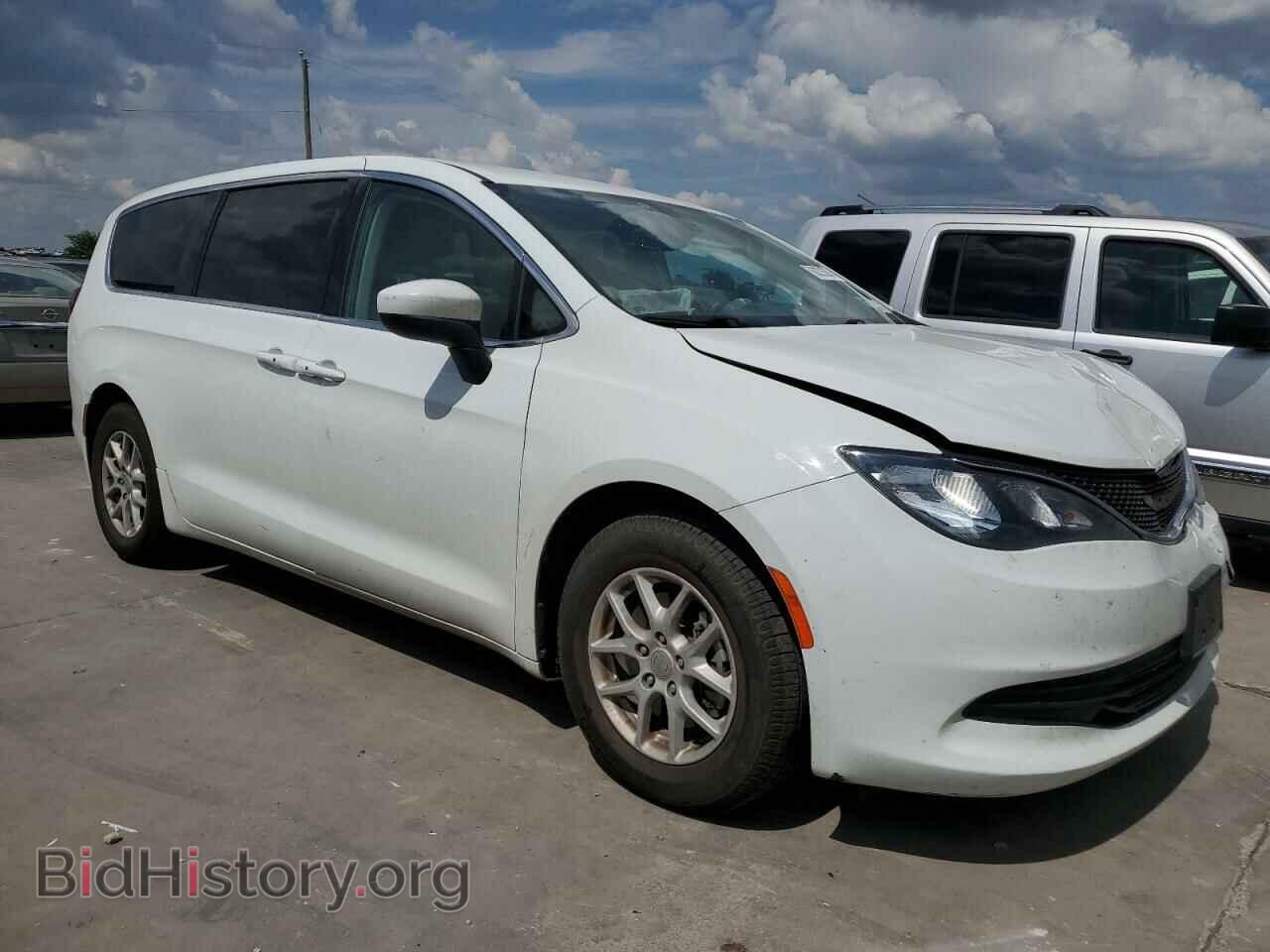 2017 CHRYSLER PACIFICA - VIN: 2C4RC1DGXHR565904 - Фото 4