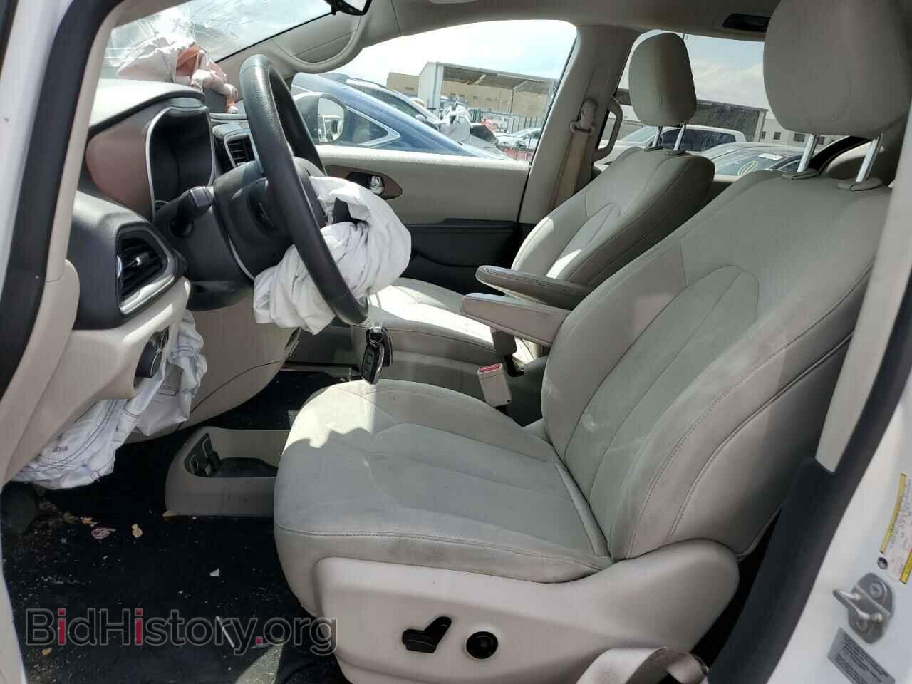 2017 CHRYSLER PACIFICA - VIN: 2C4RC1DGXHR565904 - Фото 7