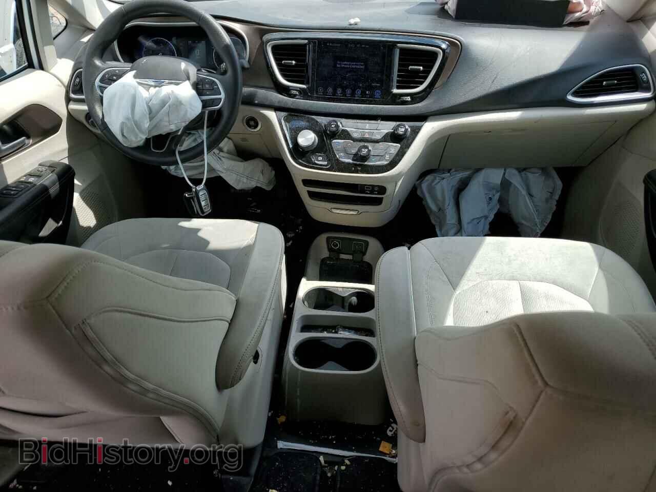 2017 CHRYSLER PACIFICA - VIN: 2C4RC1DGXHR565904 - Фото 8
