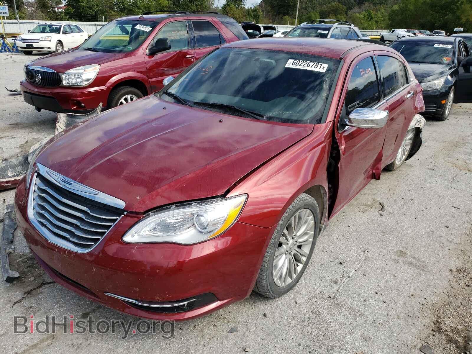 2012 CHRYSLER 200 - VIN: 1C3CCBCBXCN263184 - Фото 2