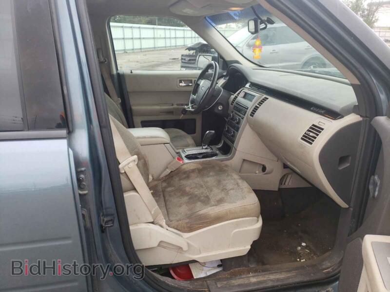 2010 Ford FLEX (VIN 2FMGK5BC8ABA54154) — photo 5 of 10