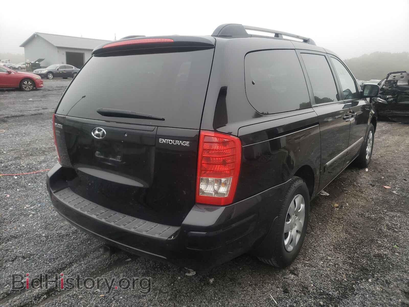2007 HYUNDAI ENTOURAGE - VIN: KNDMC233976036691 - Фото 4