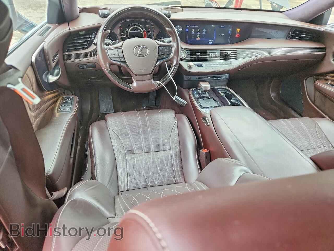 2018 LEXUS LS500 - VIN: JTHC5LFF3J5002467 - Photo 8