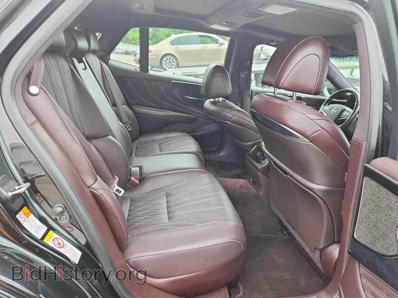 2018 LEXUS LS500 - VIN: JTHC5LFF3J5002467 - Photo 10