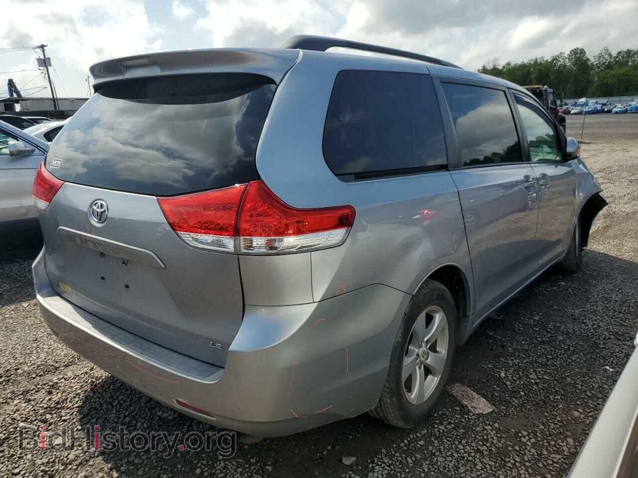 2011 TOYOTA All Models - VIN: 5TDKK3DC6BS036638 - Фото 3
