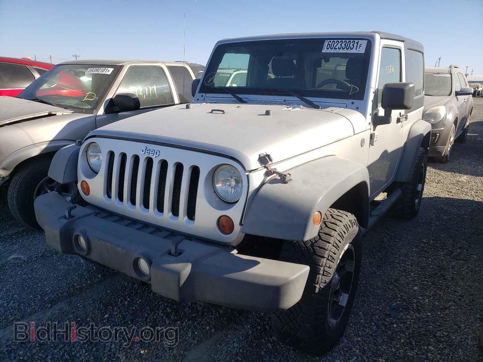 2011 JEEP WRANGLER - VIN: 1J4AA2D17BL611090 - Фото 2