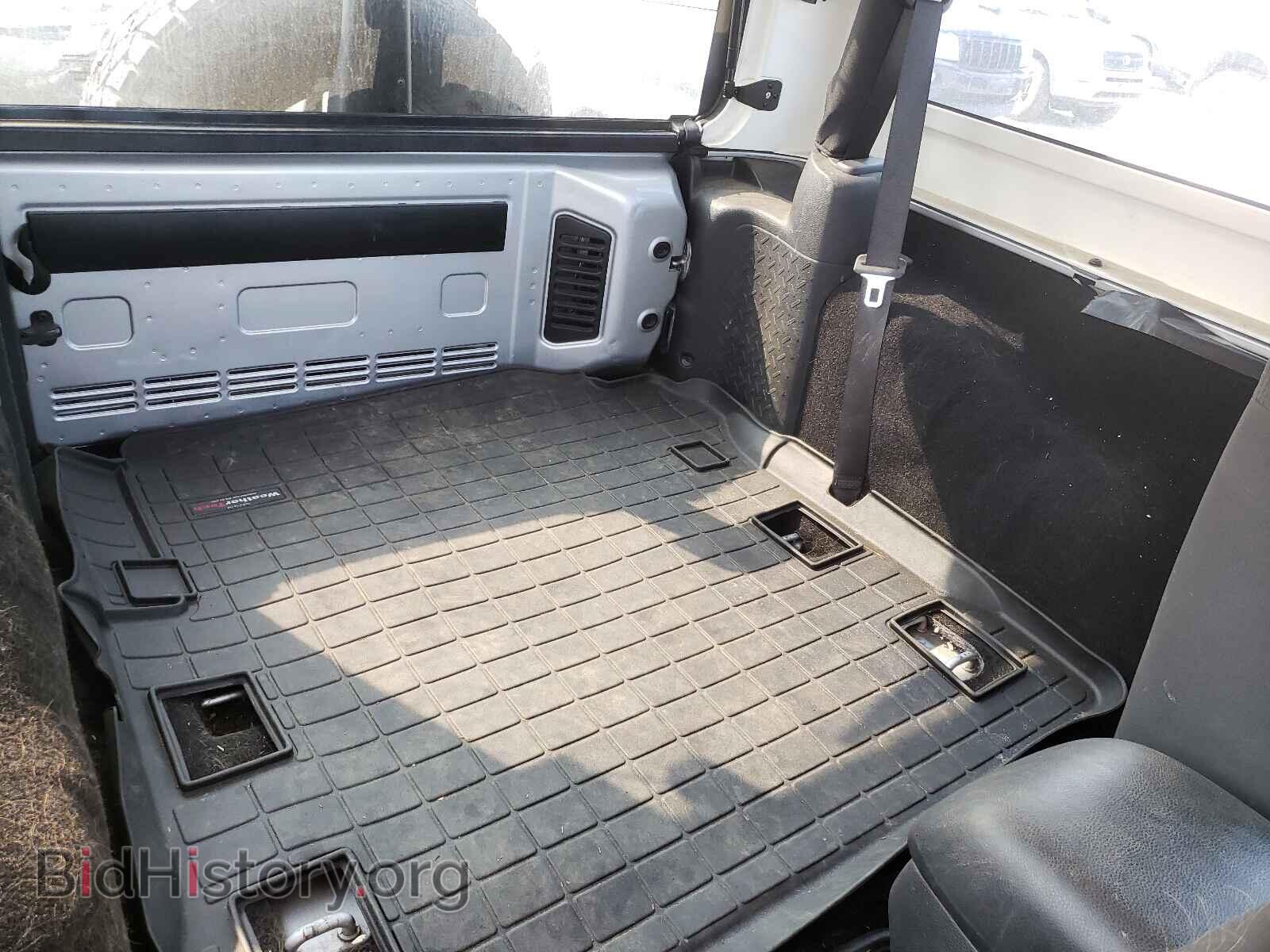 2011 JEEP WRANGLER - VIN: 1J4AA2D17BL611090 - Фото 6