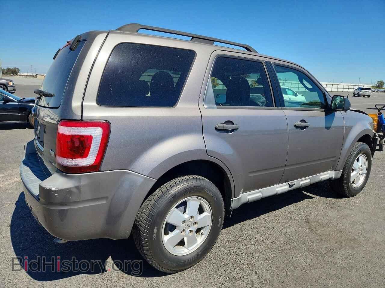 2011 FORD ESCAPE - VIN: 1FMCU0DG8BKB66178 - Фото 3