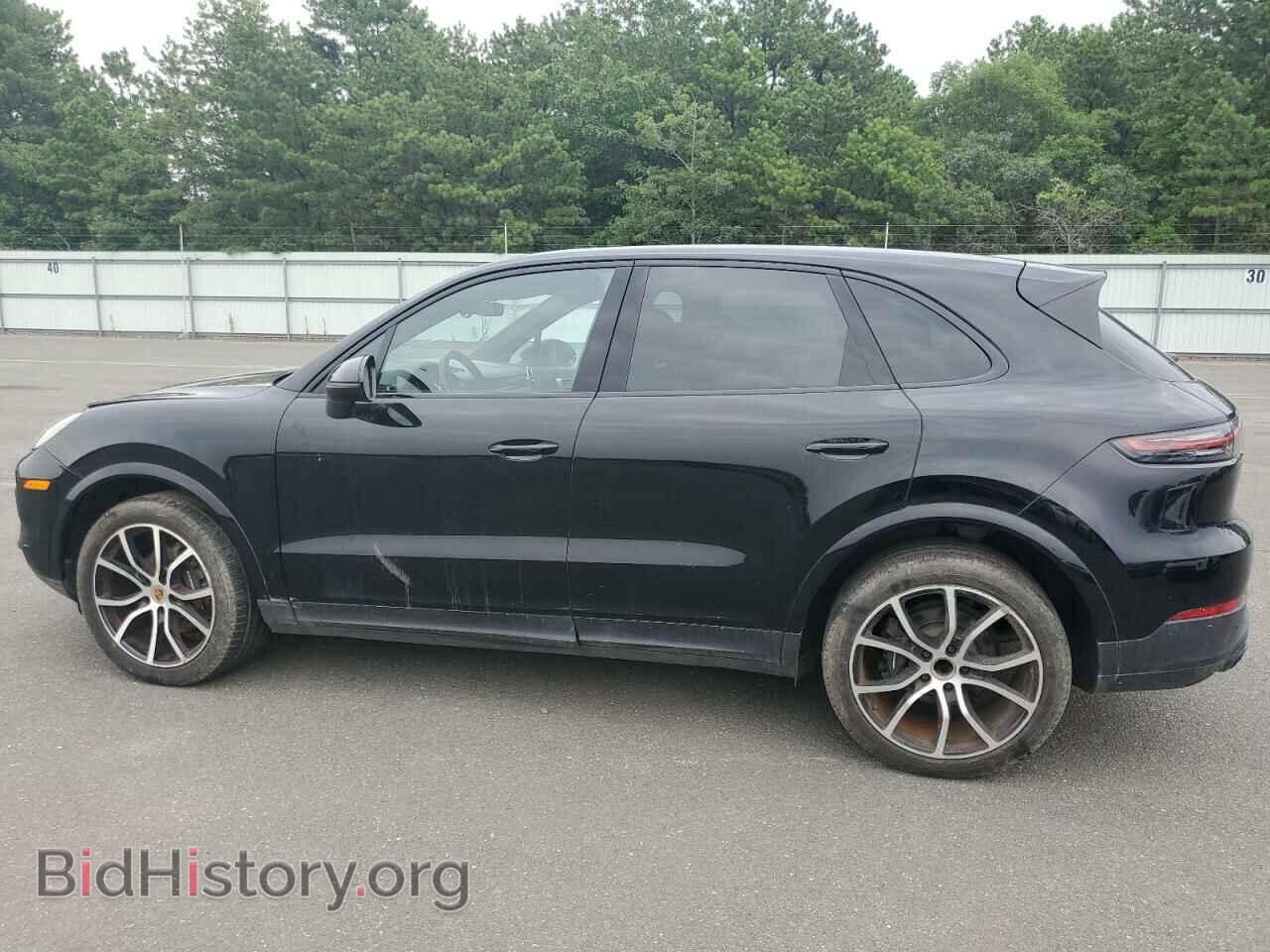 2020 PORSCHE CAYENNE - VIN: WP1AA2AY2LDA06475 - Photo 2