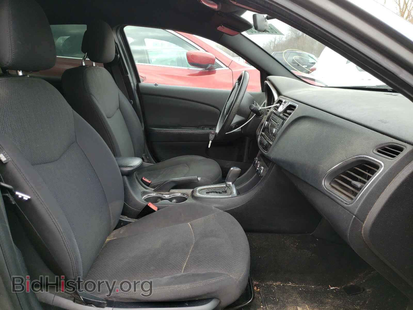 2012 CHRYSLER 200 - VIN: 1C3CCBAB3CN208224 - Фото 5