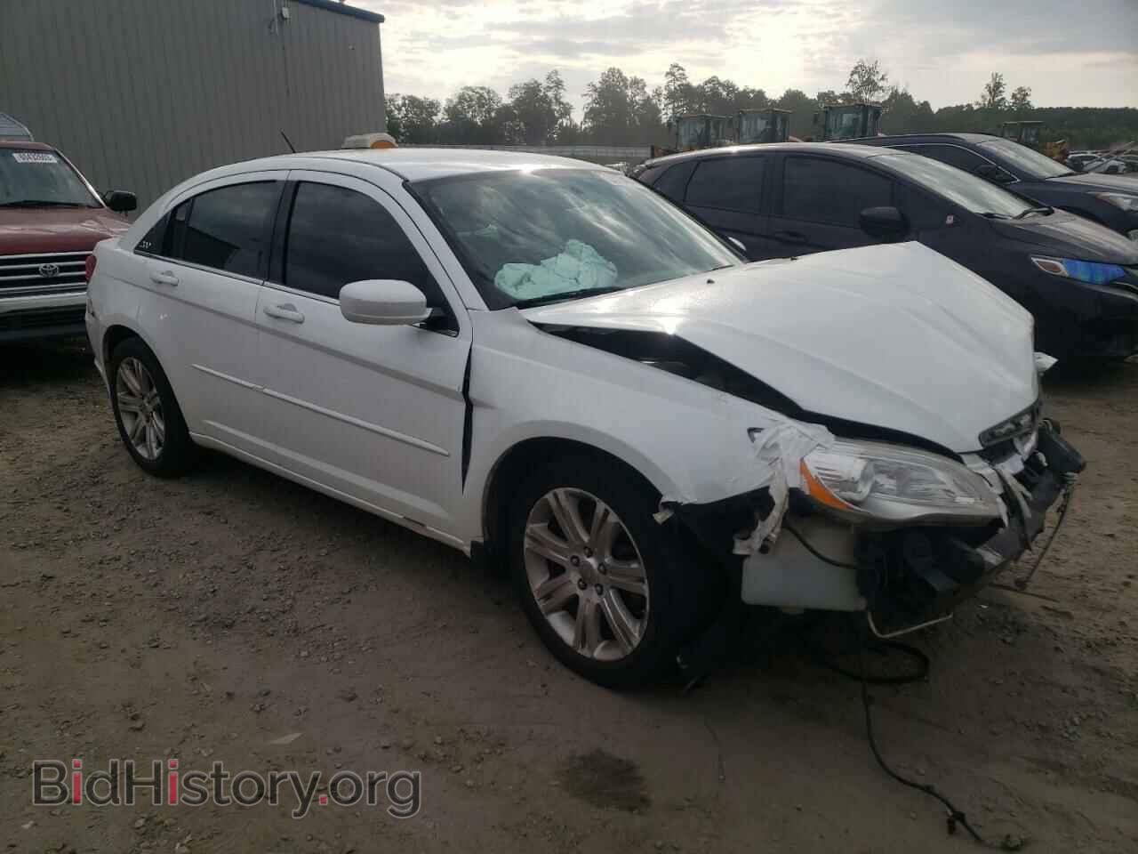 2013 CHRYSLER 200 - VIN: 1C3CCBBB2DN656440 - Photo 4