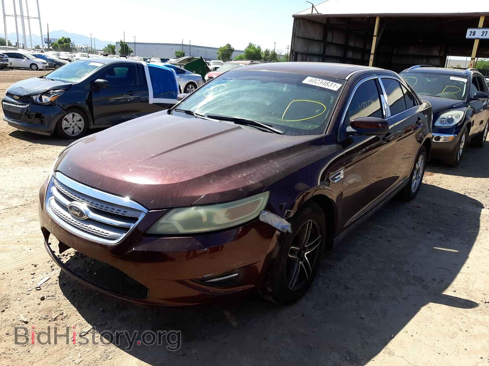2010 FORD TAURUS - VIN: 1FAHP2EW1AG147949 - Фото 2